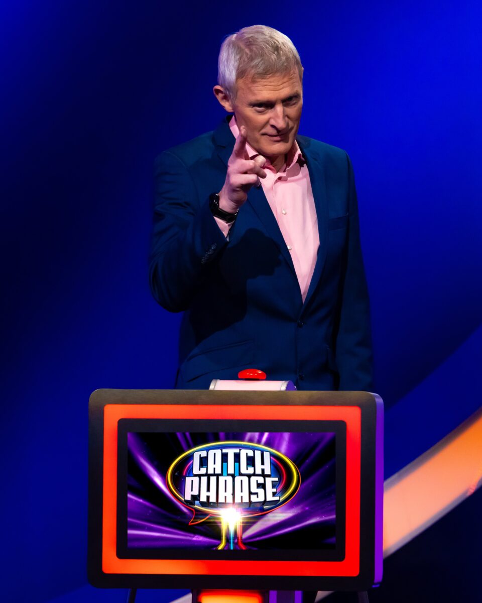 Jeremy Vine on Celebrity Catchphrase!